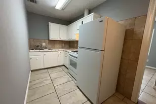 405 Johnson St, Pasadena, TX 77506 - Photo 5