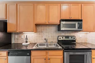 118 McGowen St, Houston, TX 77006 - Photo 11