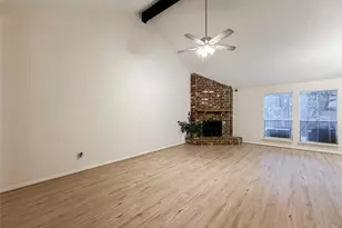 33 N Rain Forest Ct, The Woodlands, TX 77380 - Photo 7