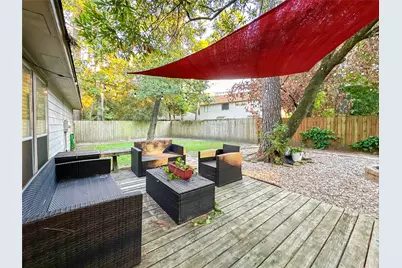 33 N Rain Forest Court, The Woodlands, TX 77380 - Photo 31