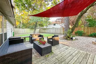 33 N Rain Forest Ct, The Woodlands, TX 77380 - Photo 31