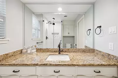 10714 Piping Rock Lane, Houston, TX 77042 - Photo 27