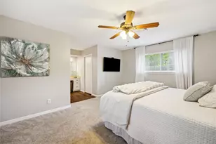 10714 Piping Rock Ln, Houston, TX 77042 - Photo 25
