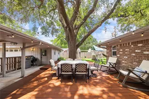 10714 Piping Rock Ln, Houston, TX 77042 - Photo 7