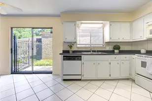 1927 Ash Meadow Dr, Houston, TX 77090 - Photo 17