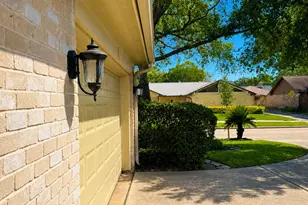 14906 Brookpoint Dr, Houston, TX 77062 - Photo 29