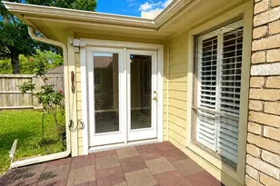 14906 Brookpoint Dr, Houston, TX 77062 - Photo 25