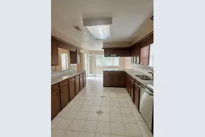 14906 Brookpoint Drive, Houston, TX 77062 - Photo 7