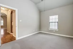 2905 Clinton Dr, Houston, TX 77020 - Photo 5