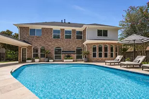 2010 Shepherds Pl, Sugar Land, TX 77479 - Photo 23