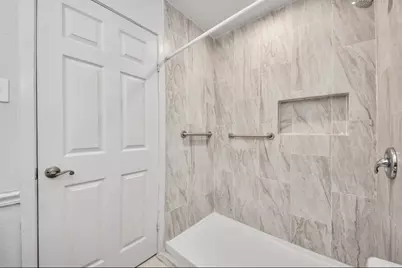 2015 E Lacey Oak Cir, The Woodlands, TX 77380 - Photo 23