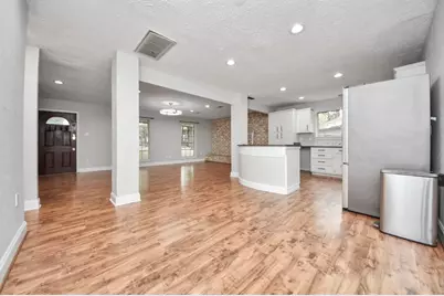 2015 E Lacey Oak Cir, The Woodlands, TX 77380 - Photo 11