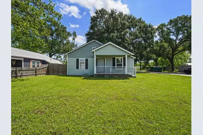 111 Holderrieth Boulevard, Tomball, TX 77375 - Photo 1