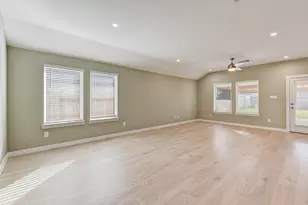 1635 Westway Dr, Arcola, TX 77545 - Photo 11