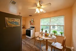 10302 Woodwind Dr, Houston, TX 77025 - Photo 7