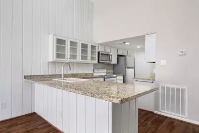 64 April Village, Montgomery, TX 77356 - Photo 7