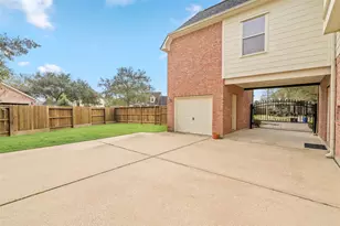 2579 Costa Mesa Cir, League City, TX 77573 - Photo 49