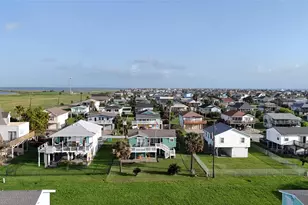 16717 Captain Hook, Jamaica Beach, TX 77554 - Photo 31