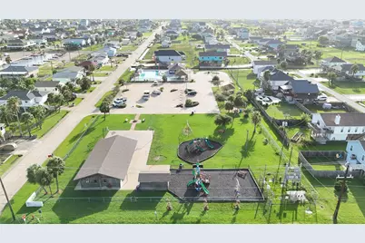 16717 Captain Hook, Jamaica Beach, TX 77554 - Photo 19