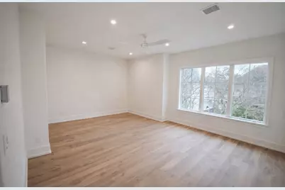 4107 Whitman, Houston, TX 77027 - Photo 15