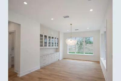 4107 Whitman, Houston, TX 77027 - Photo 9