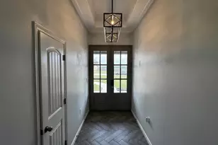 2295 Diamond D Dr, Beaumont, TX 77713 - Photo 3