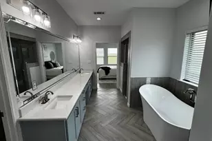 2295 Diamond D Dr, Beaumont, TX 77713 - Photo 13