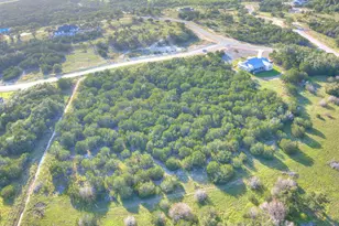 1609 Paradise Pkwy, Canyon Lake, TX 78133 - Photo 37