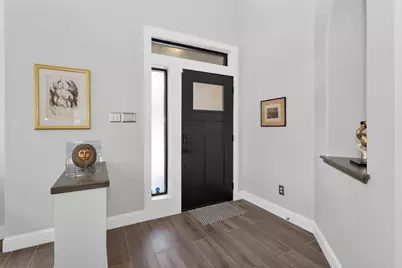 84 E Lakeridge Drive, The Woodlands, TX 77381 - Photo 7
