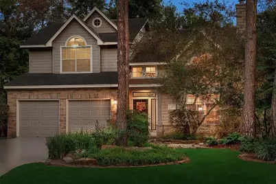 84 E Lakeridge Drive, The Woodlands, TX 77381 - Photo 1