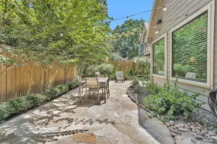 84 E Lakeridge Dr, The Woodlands, TX 77381 - Photo 45