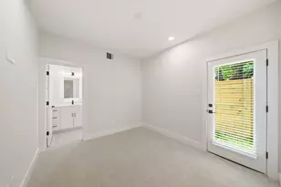 1396 Cedar Post Ln, Houston, TX 77055 - Photo 5