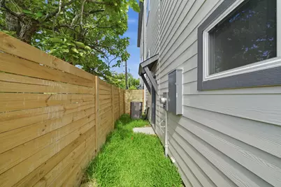 1396 Cedar Post Lane, Houston, TX 77055 - Photo 31