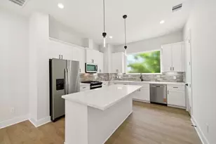 1396 Cedar Post Ln, Houston, TX 77055 - Photo 19