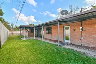 8102 Dellanera Dr, Hitchcock, TX 77563 - Photo 41