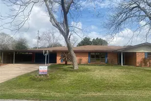 8102 Dellanera Dr, Hitchcock, TX 77563 - Photo 3