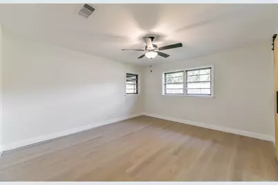 8102 Dellanera Drive, Hitchcock, TX 77563 - Photo 33