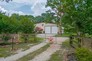 602 Fm 2693 Rd E, New Waverly, TX 77358 - Photo 3