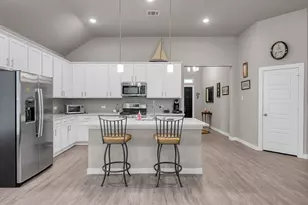 713 Ivory Crk Ct, Willis, TX 77378 - Photo 7