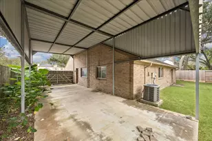 2308 Parkview Dr, Pearland, TX 77581 - Photo 11