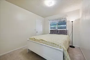 2308 Parkview Dr, Pearland, TX 77581 - Photo 9