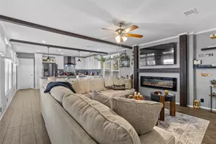 12602 Paradise View Ct, Willis, TX 77318 - Photo 5