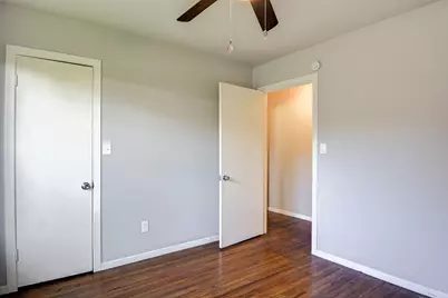 131 Lakewood Drive, Clute, TX 77531 - Photo 15