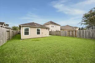 10711 Sun River Falls Dr, Humble, TX 77396 - Photo 19