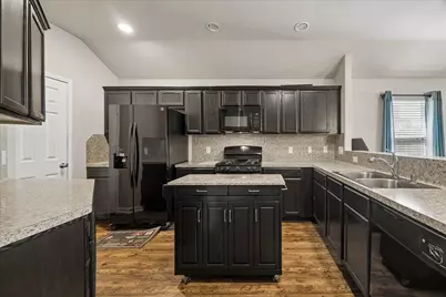 10711 Sun River Falls Drive, Humble, TX 77396 - Photo 5