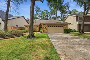 9 Huntsmans Horn Cir, The Woodlands, TX 77380 - Photo 1
