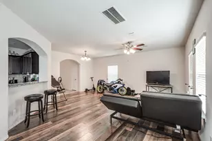 901 Jefferson Ave, Cleveland, TX 77327 - Photo 5