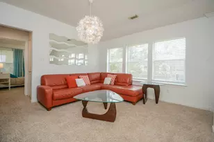 2 Stone Arrow Pl, The Woodlands, TX 77382 - Photo 13
