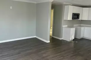 1122 Cypress St, Baytown, TX 77520 - Photo 3