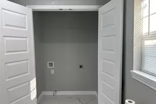 1122 Cypress St, Baytown, TX 77520 - Photo 11